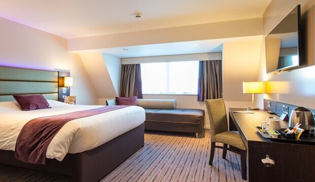 Premier Inn Worthing Seafront Екстериор снимка